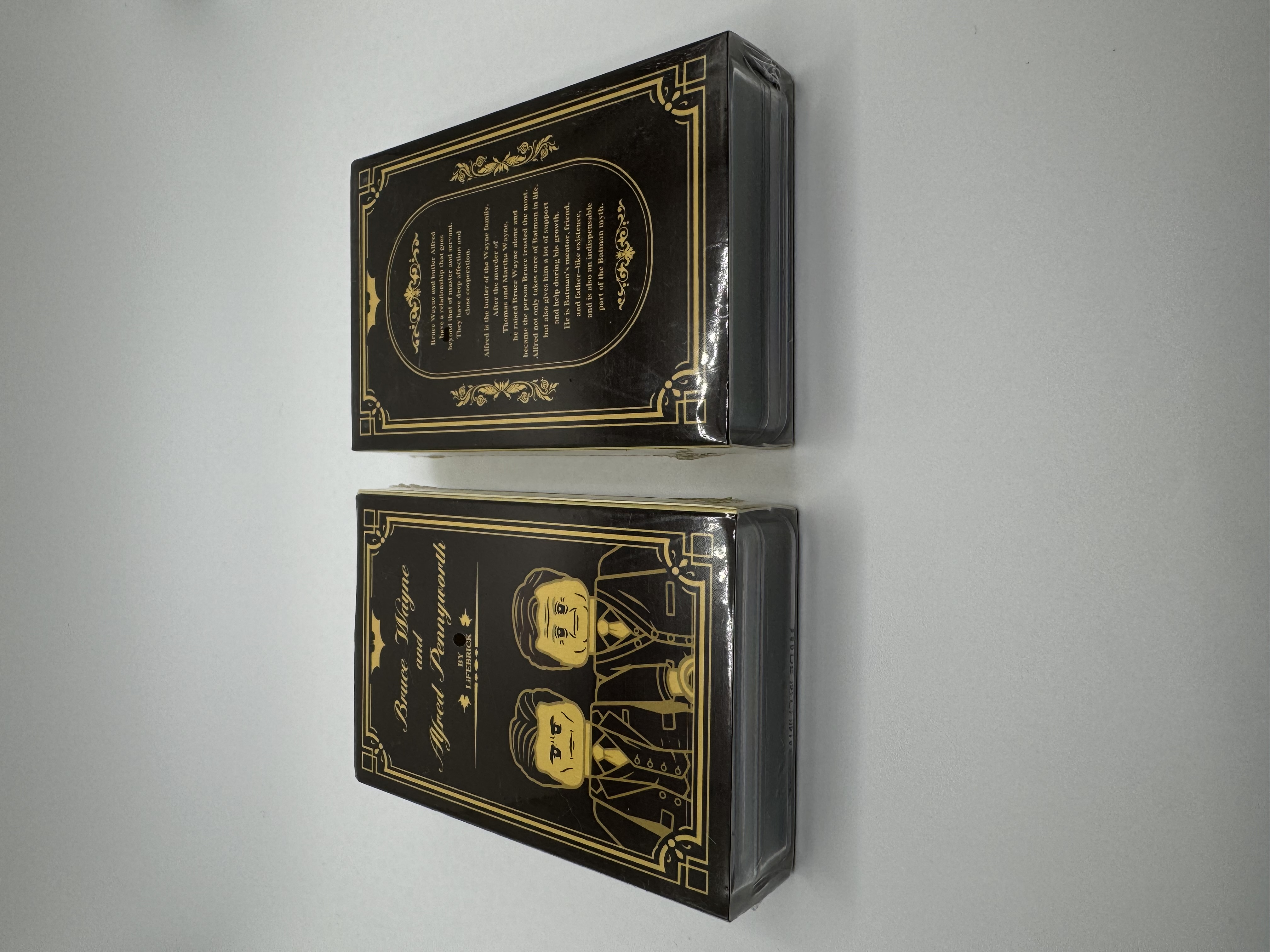 Bruce Wayne & Alfred Pennyworth (Lifebrick) - view 2