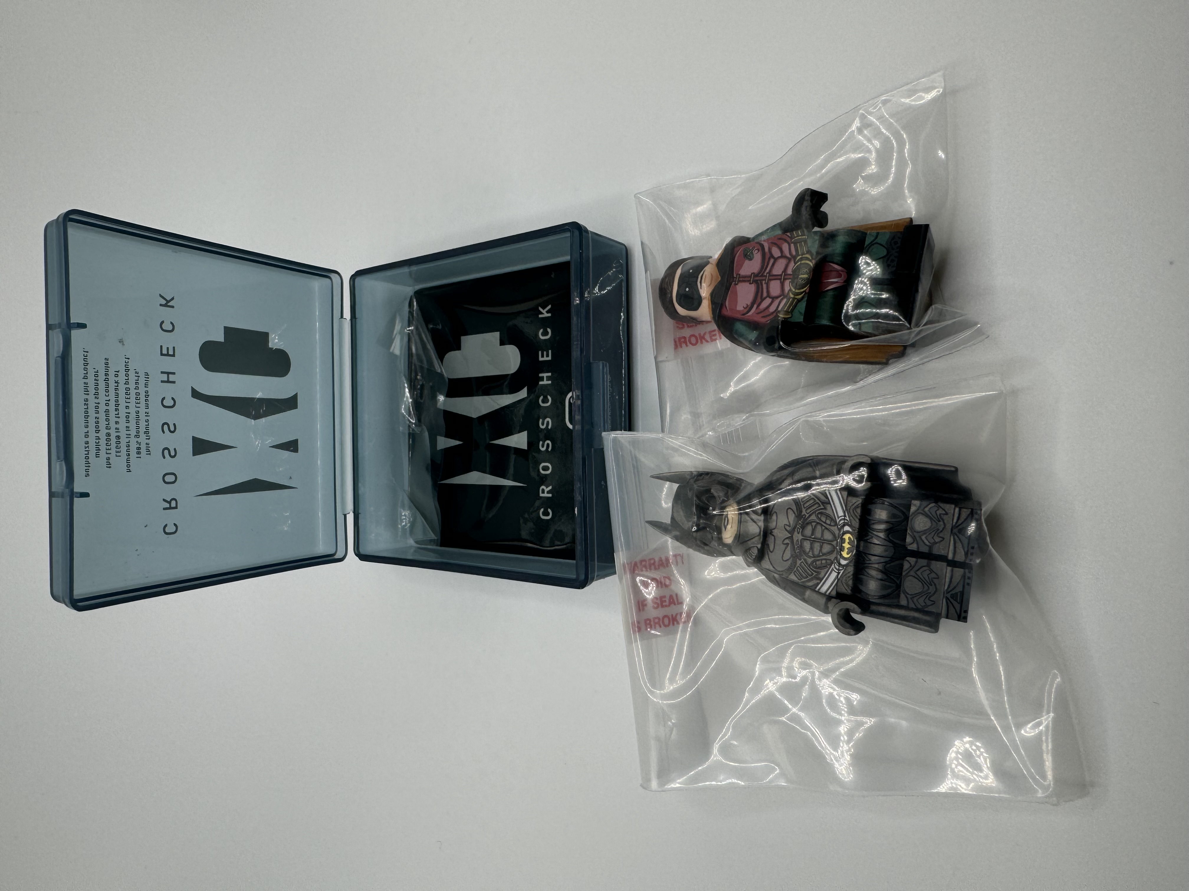 Forever Partner Batman and Robin (CrossCheck Figure) - view 2