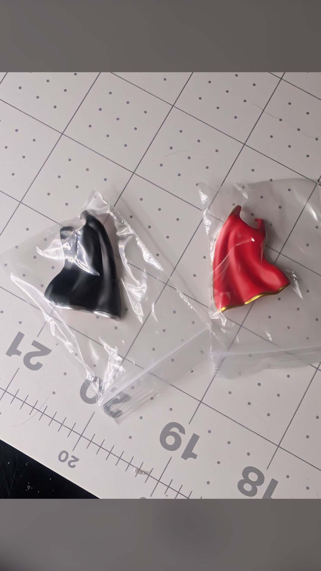 Hades DC Brick Supergirl Minifigure Set - view 5