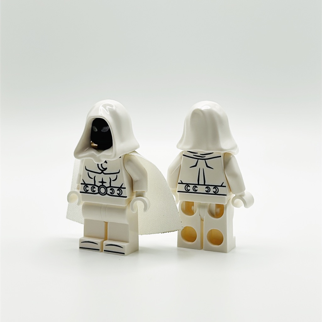 HeroicMinifigs Crescent Crusader (White&Black Heads) - view 1