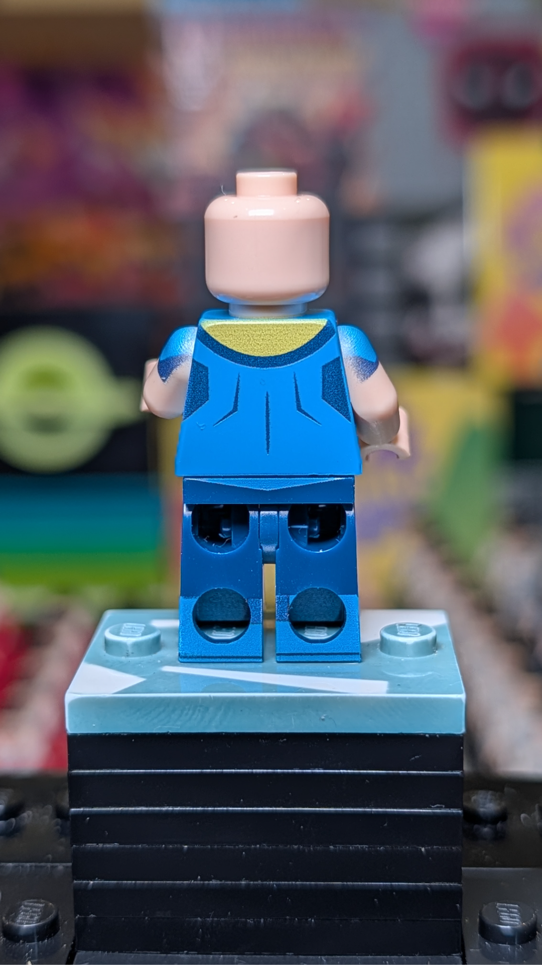 Invincible - Hairvincible (hair over both shoulders) - view 3