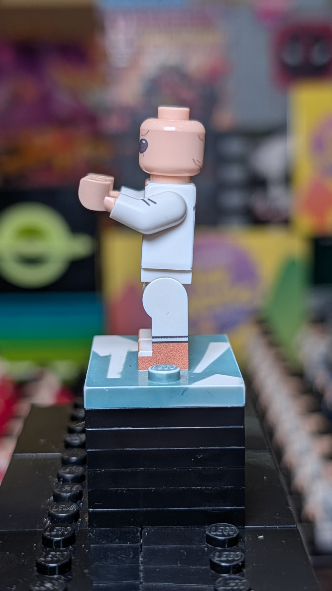 Invincible - Scarred/Prison Mark RTS  - view 2