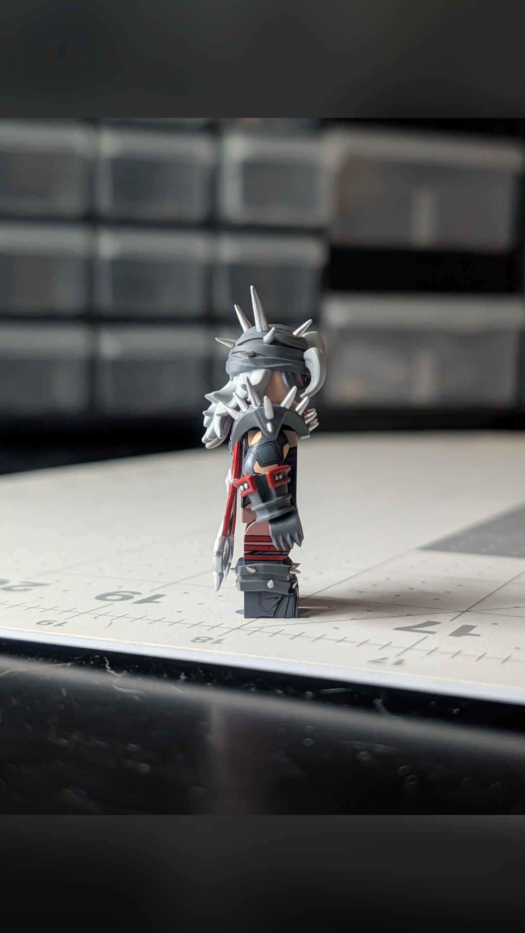 Jin Customs Malice Invisible Woman - view 2