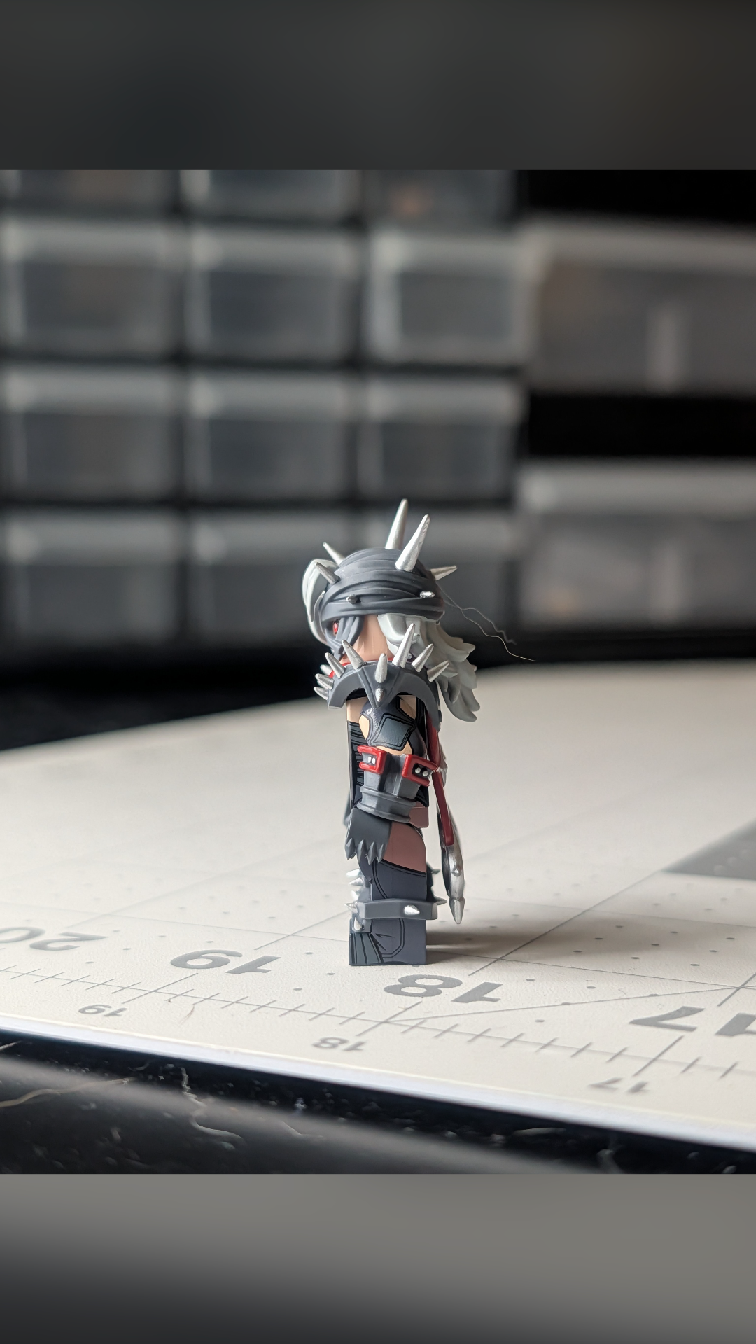 Jin Customs Malice Invisible Woman - view 4