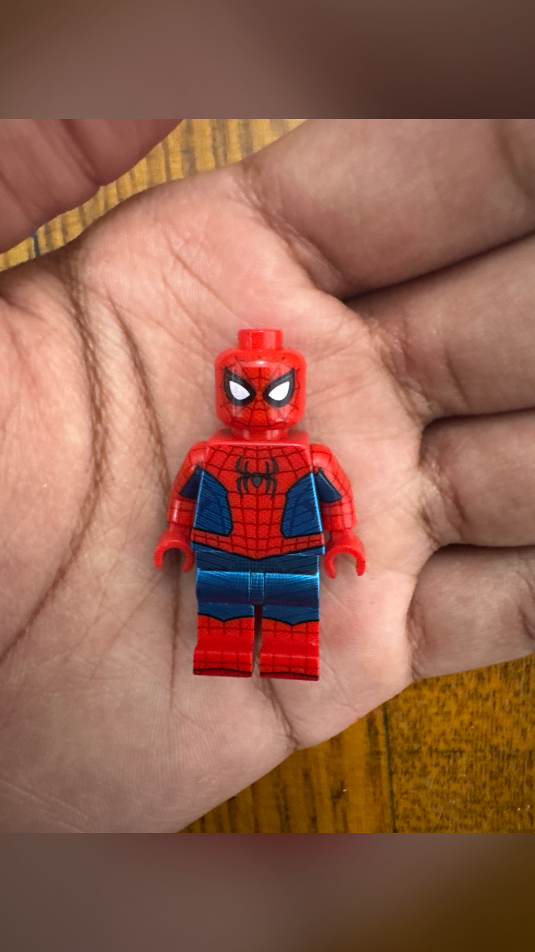 LEGO Marvel Custom Spider-Man Minifigure - PCB Classic Arachnid - view 1