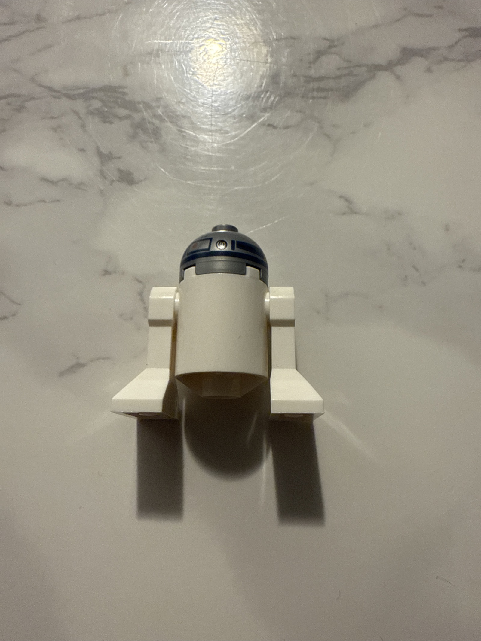 Lego Star Wars R2-D2 - view 2