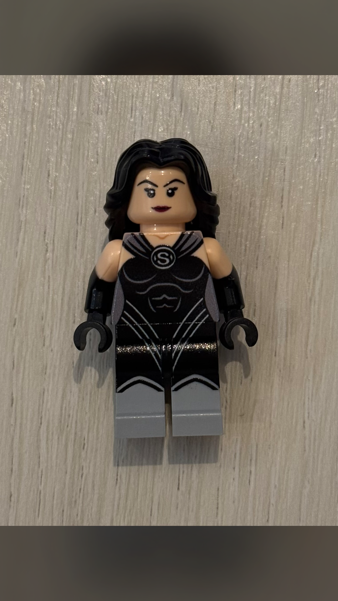 Leyile brick crime syndicate superwoman uv - view 1