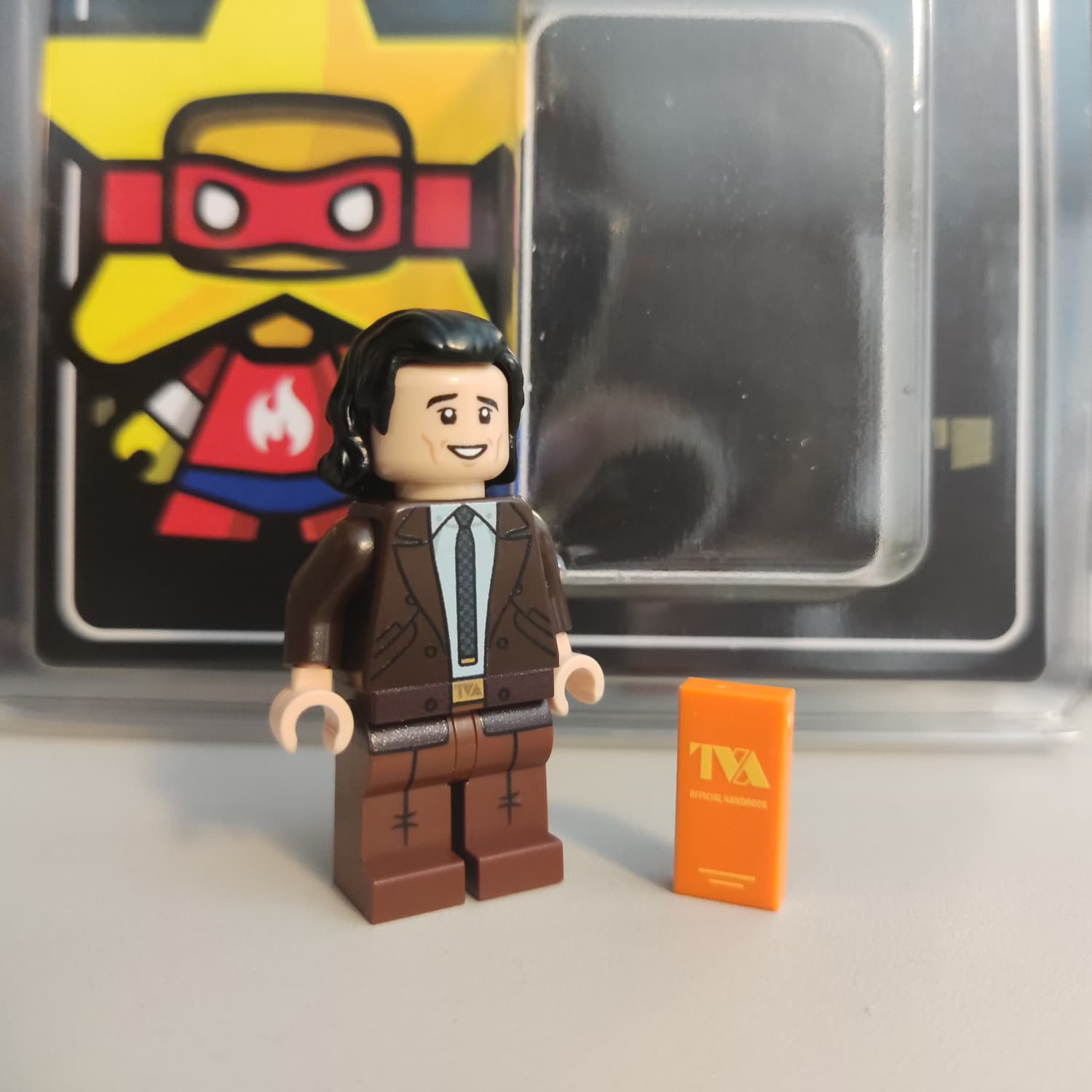 Loki TVA (Time Slipper) - Marvel Disney+ - view 1