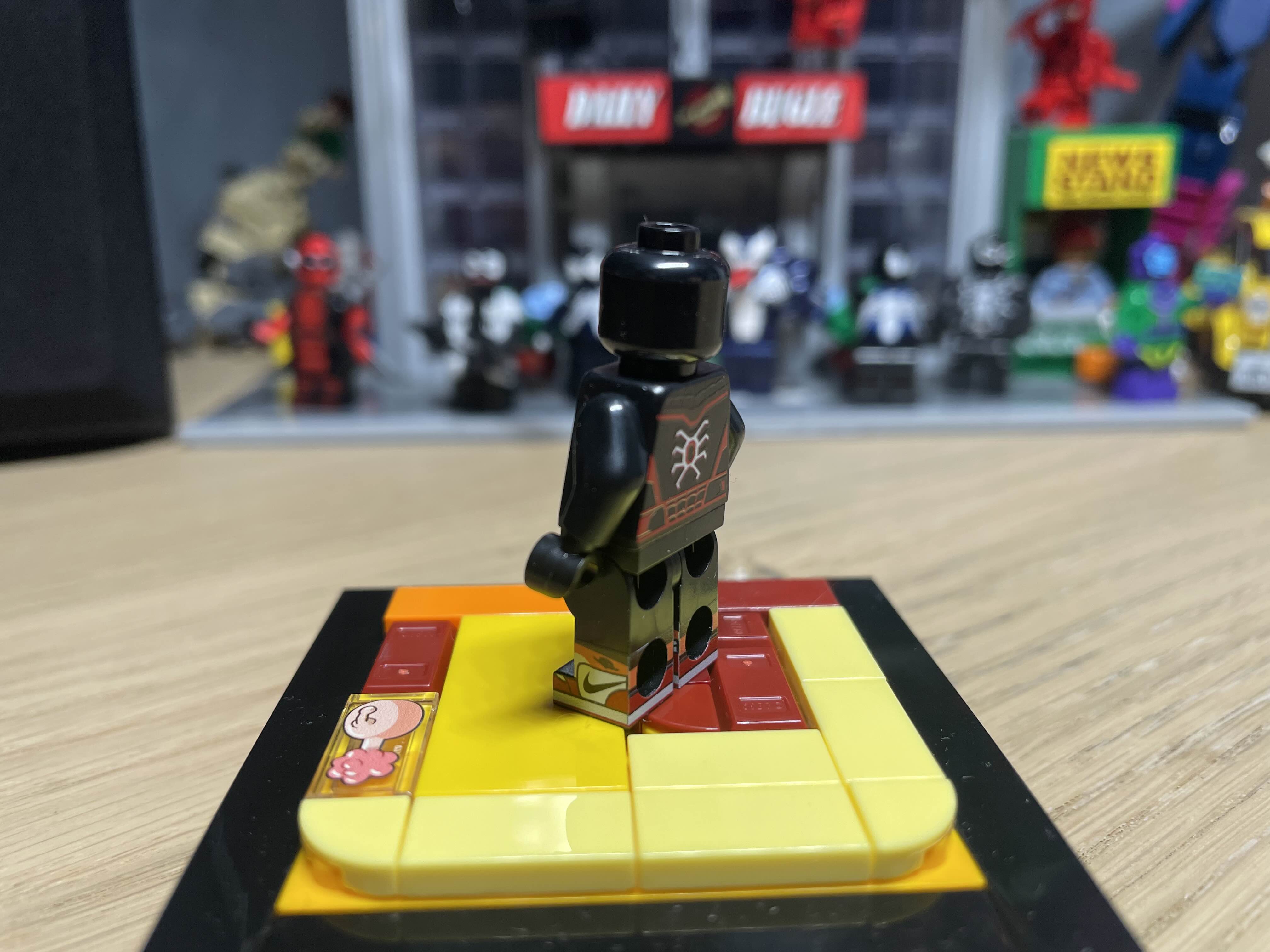 Miles Morales Spider-man - view 2
