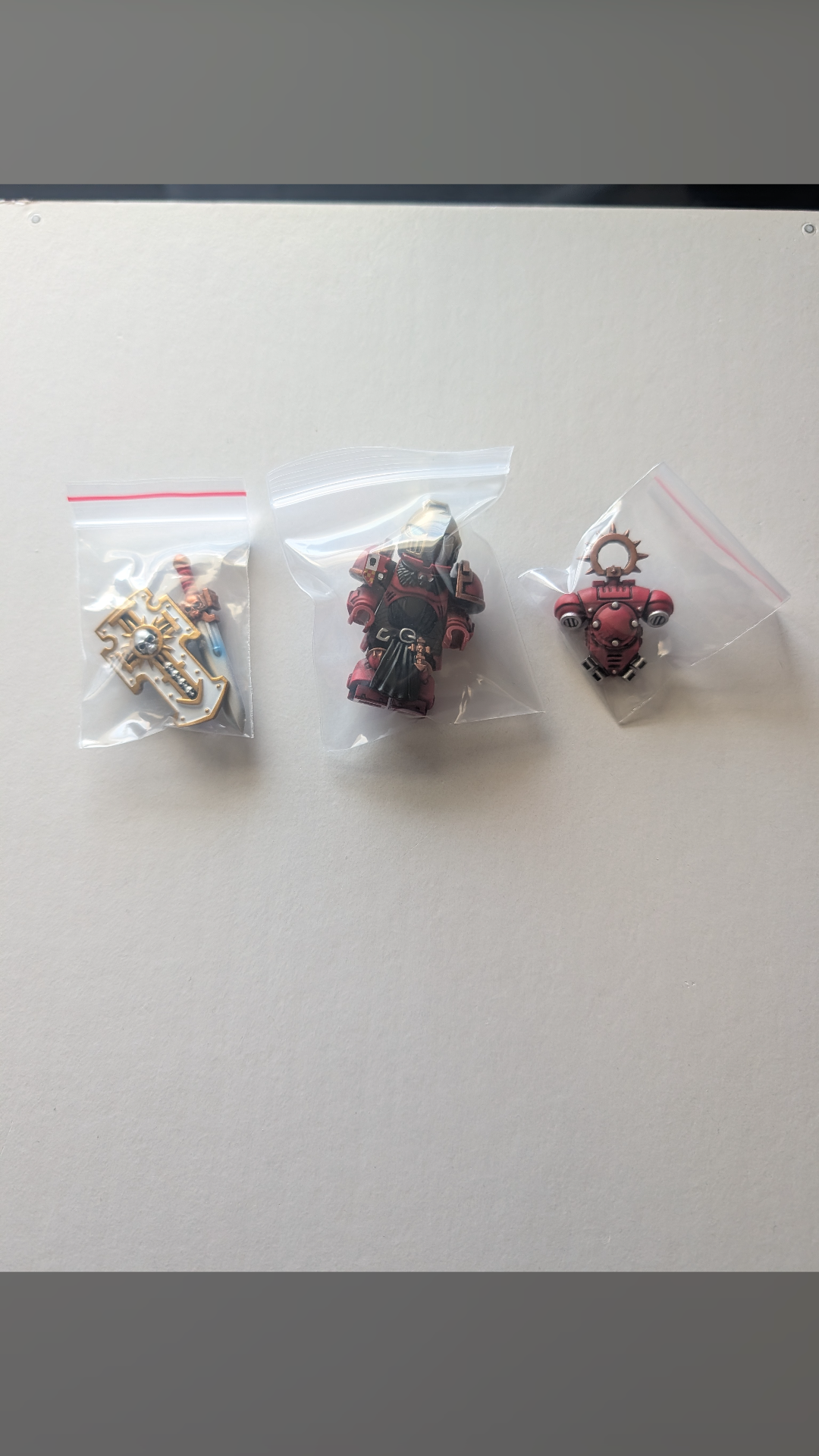 Minifig factory Warhammer 40k Blood Raven Captain - view 1