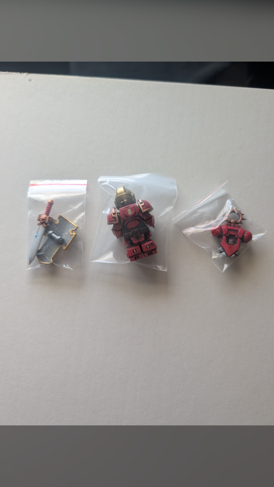 Minifig factory Warhammer 40k Blood Raven Captain - view 2