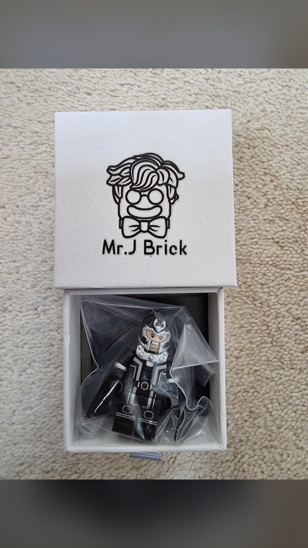 Mr. J Brick - Magneto - Black Variant - view 1