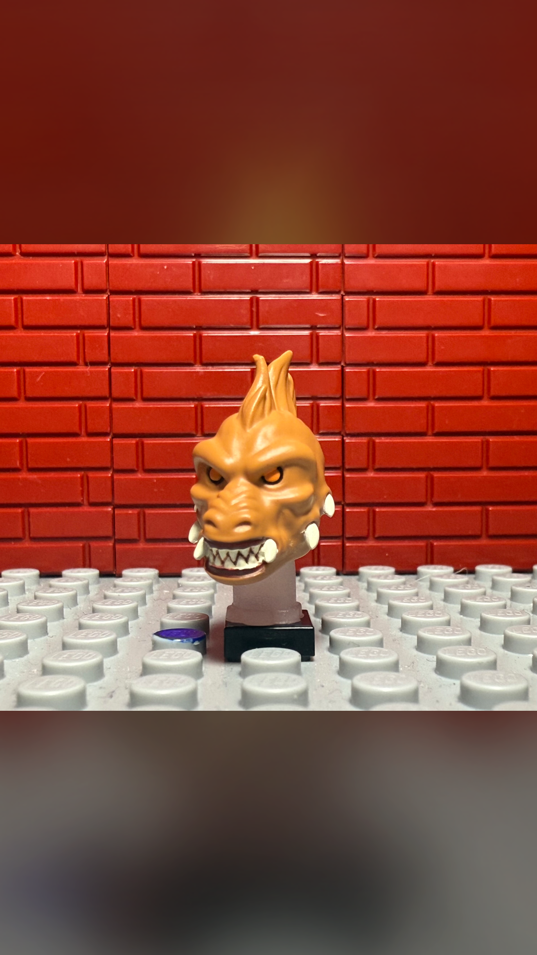Mr J Brick Custom LEGO Minifigure Parts - Larfleeze - view 2