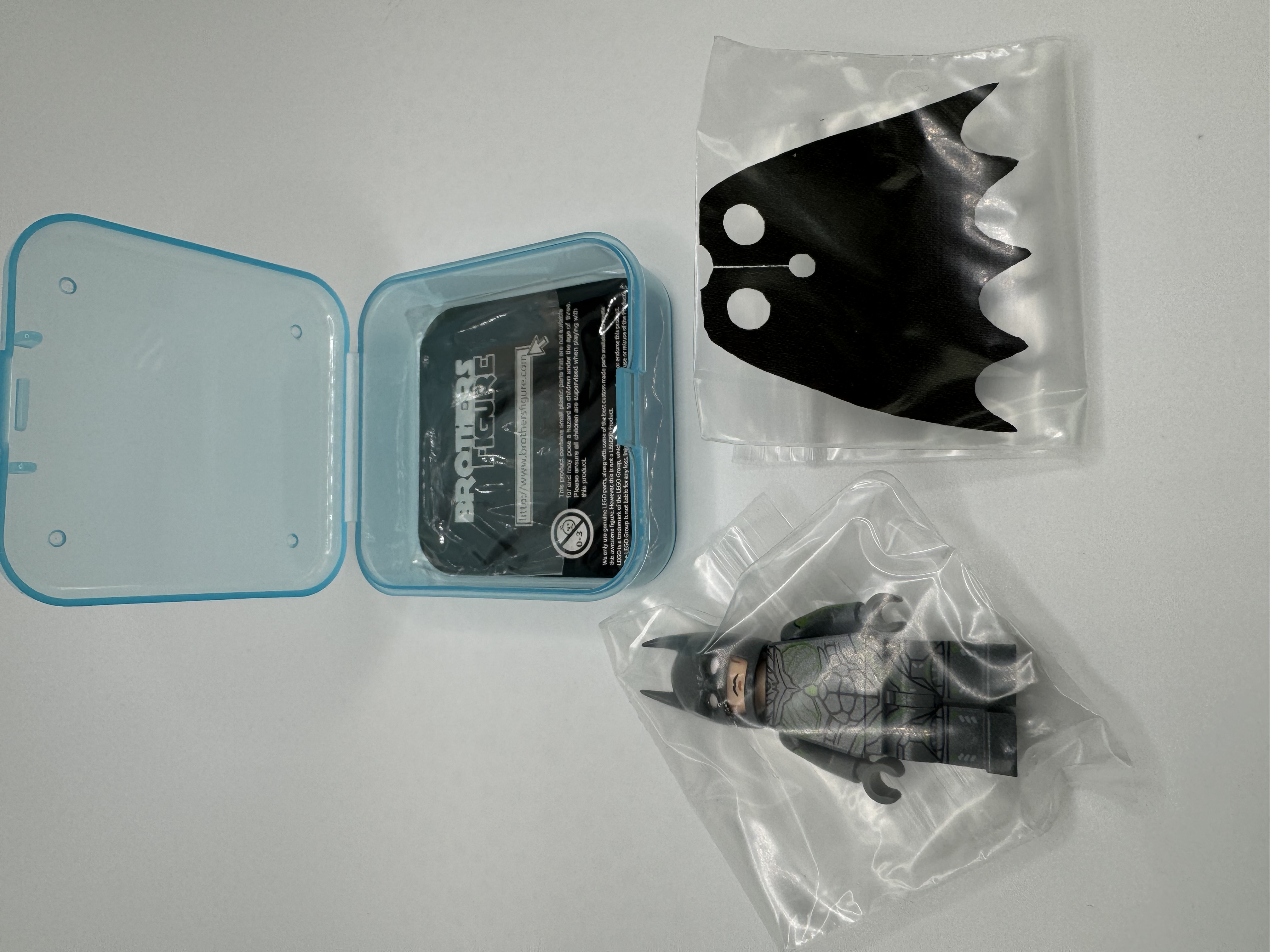 Nobel Knight Batman (Brothers Figure) - view 2