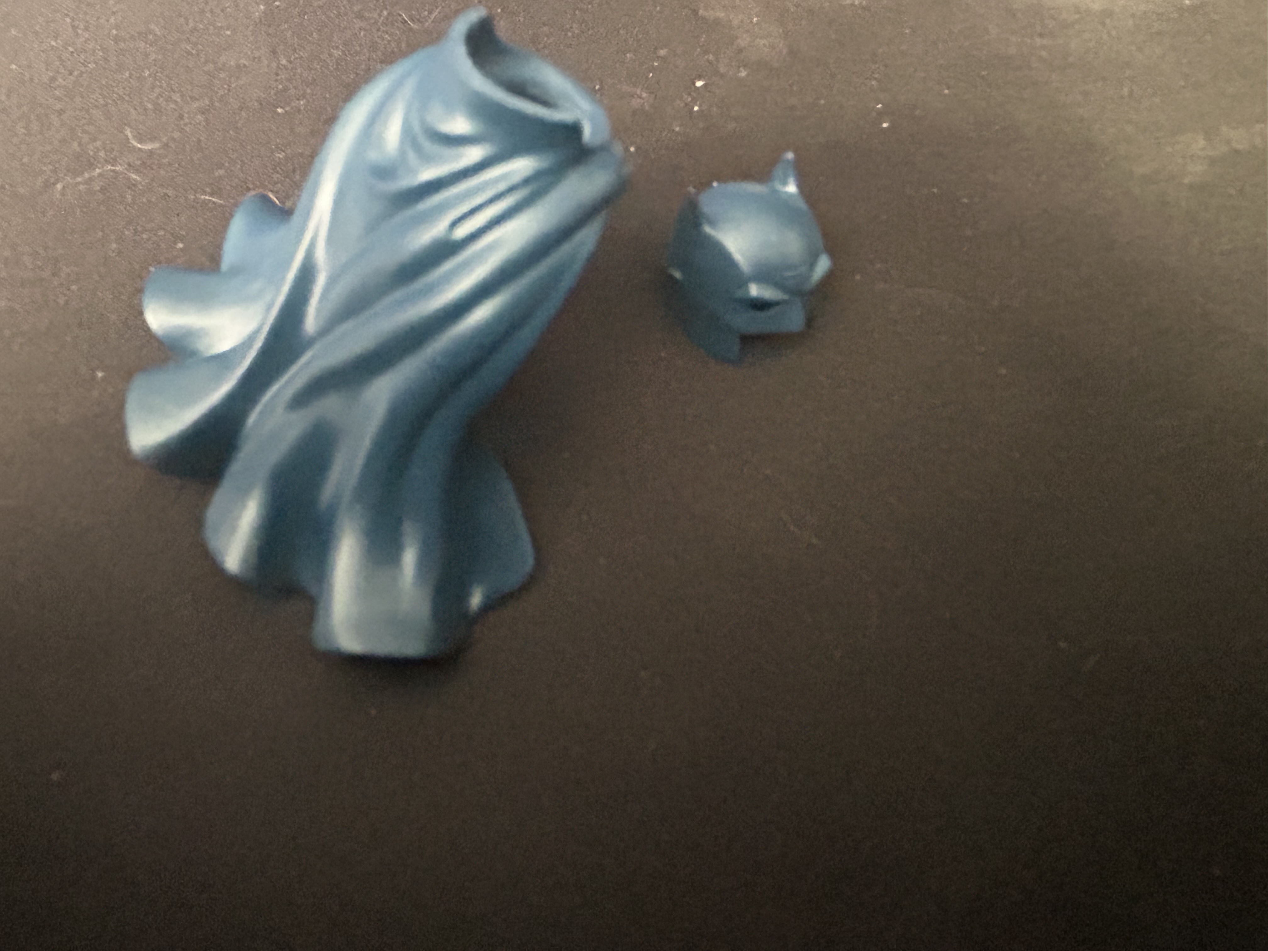 Nuno bricks Batman cape & cowl - view 2