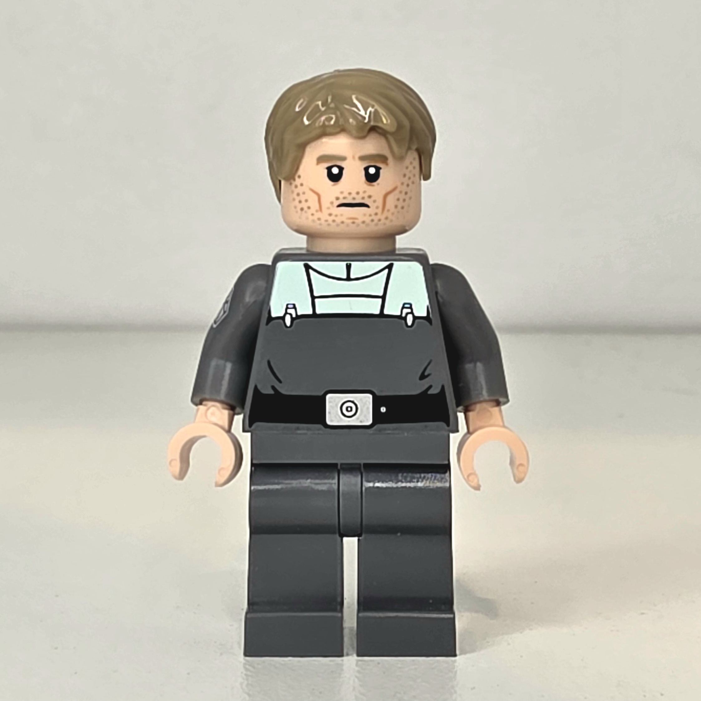 Orbital Minifigs - Super Weapon Supervisor - Crytal Scientist - view 1