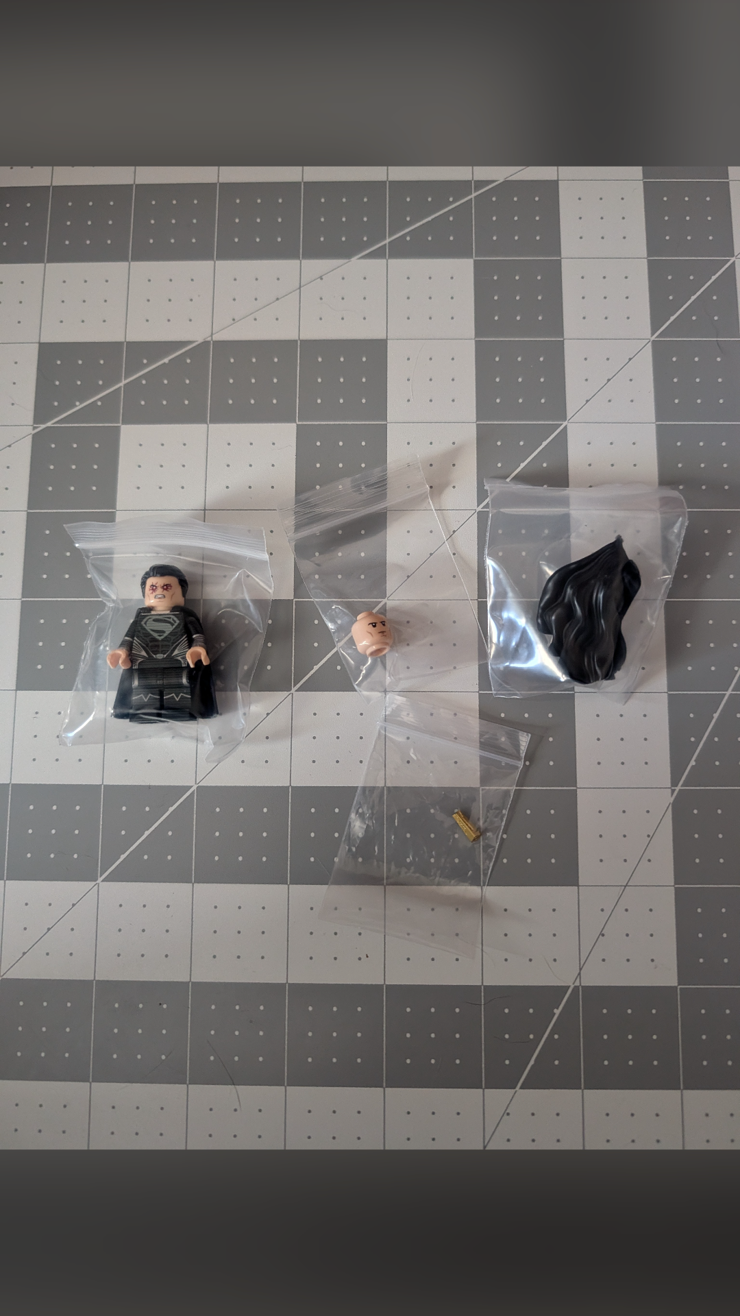 Rosetta Minifigures Superman black variant - view 1